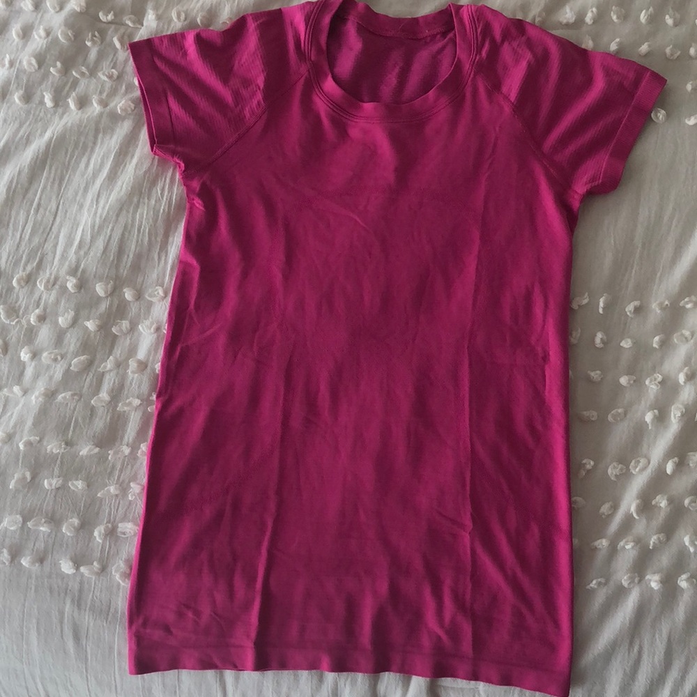 rare sonic pink lululemon swiftly tech